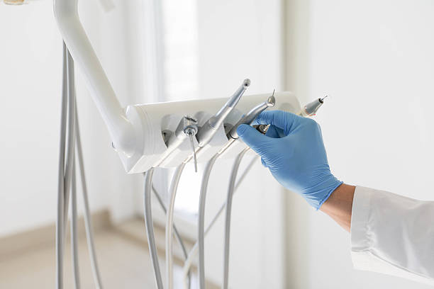 24/7 Emergency Root Canal Treatment experts in Northbrook, OH